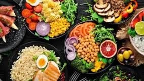 ¿Quiere adelgazar? Estos son los ocho alimentos insanos que debe evitar